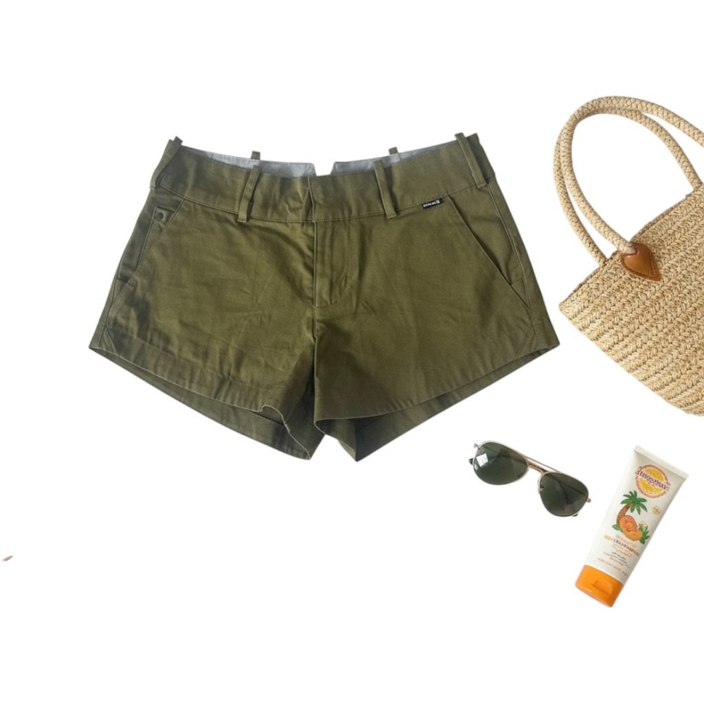Hurley Olive Green Twill Shorts Low Rise Casual Everyday Size 1